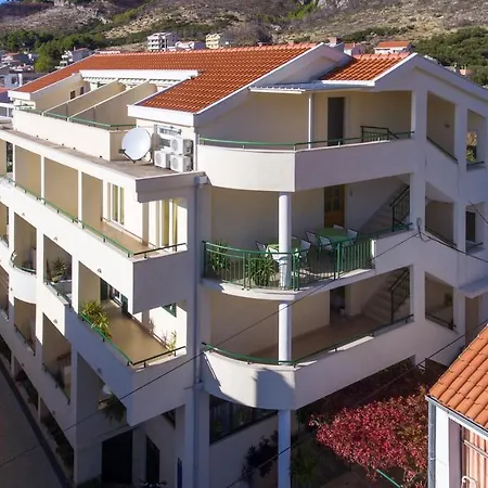 With Parking Space Tucepi, Makarska - 14457