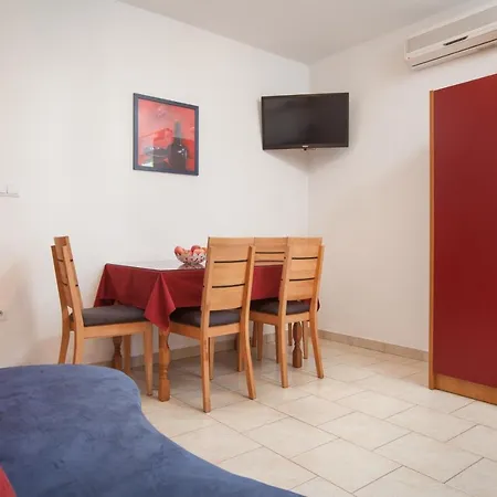 With Parking Space Tucepi, Makarska - 14457 Apartman Tucepi